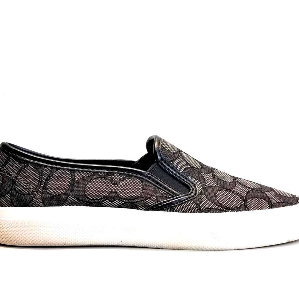 COACH women’s CHRISSY SIG C/NAP slip on LOGO sneakers Black

Like new 
Size 8